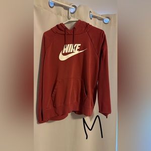 nike sweatshirt
